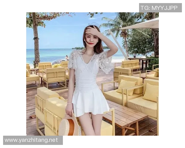 夏季泳衣时尚潮流揭秘，挑选最适合你的泳衣款式与搭配技巧